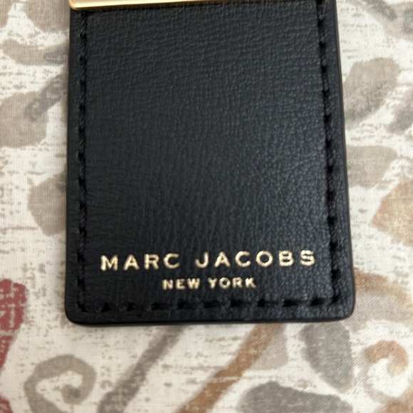 Marc Jacob’s Tag - Picture 3 of 5